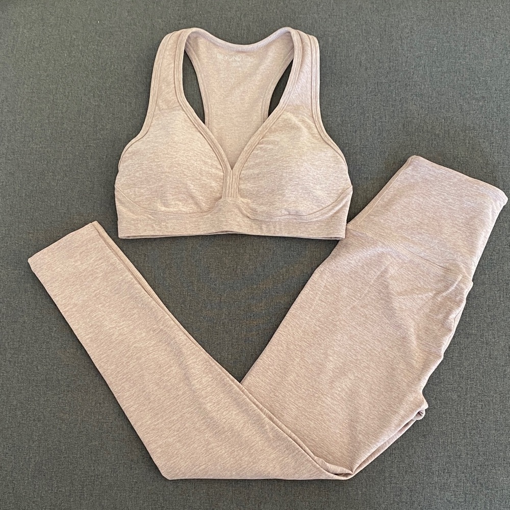 Beyond yoga set: bra + 7/8 leggings both size S